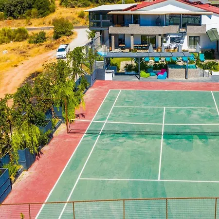6 Bedroom 2123 Villa *